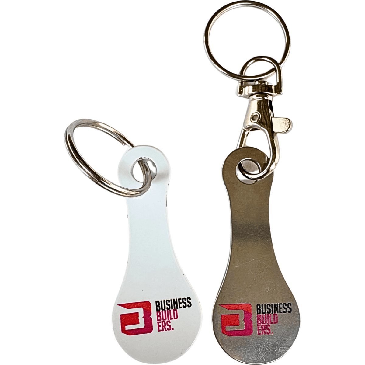 A metal trolley coin in chrome, featuring a carabiner and a keyring, with a logo on one side.