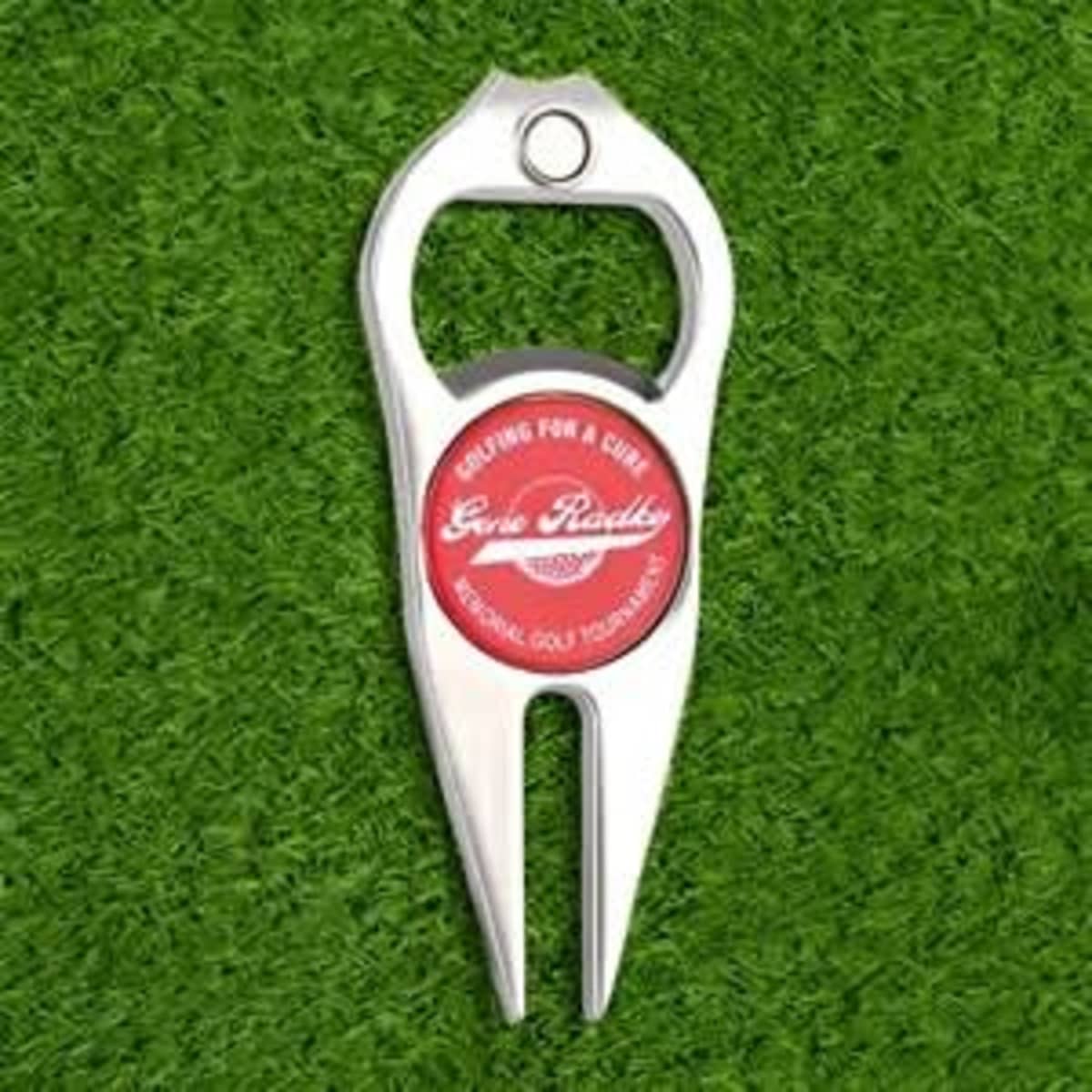 Logo Divot Tool with Bottle Opener