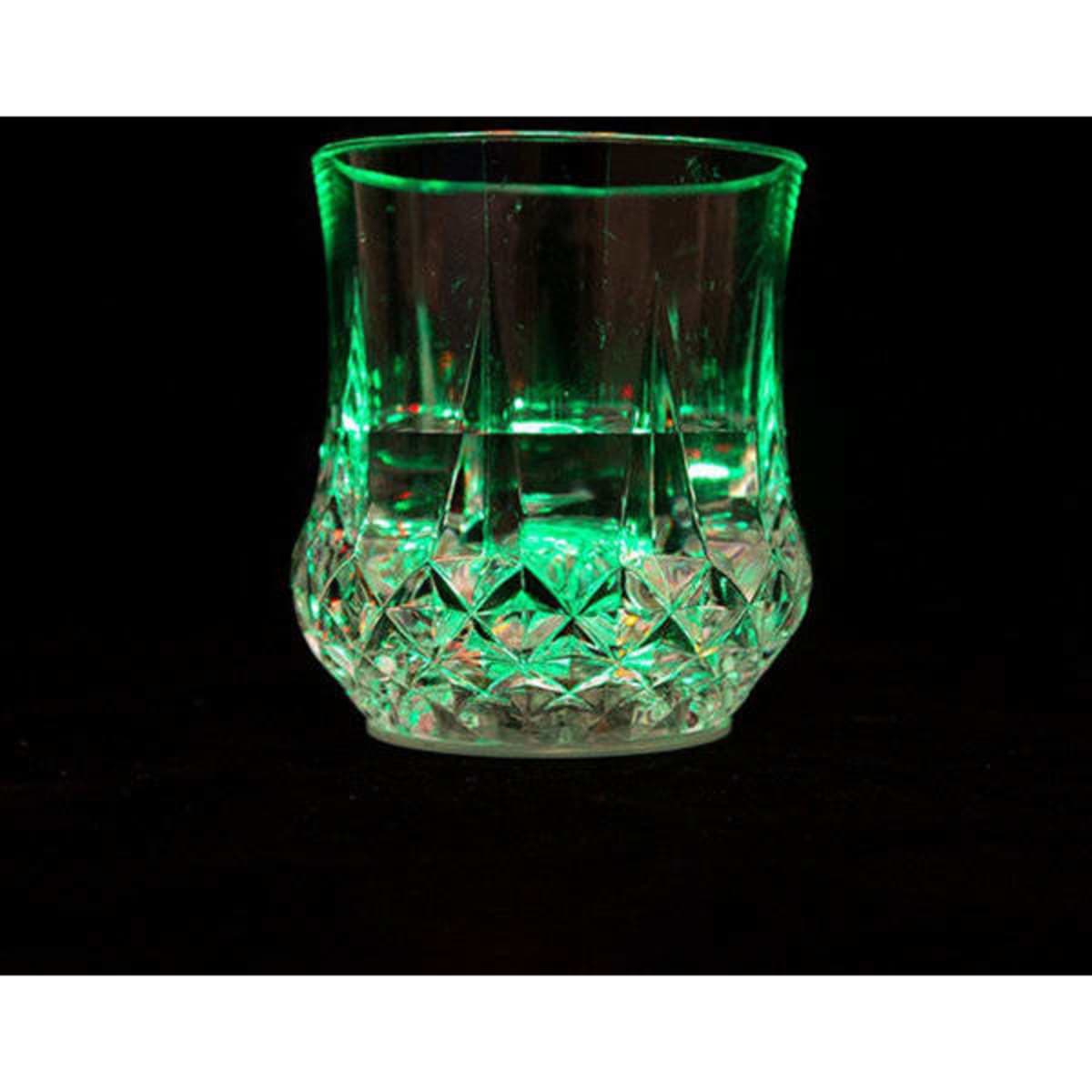 A glass wine glass with a clear base and green LED lighting, featuring a diamond pattern.