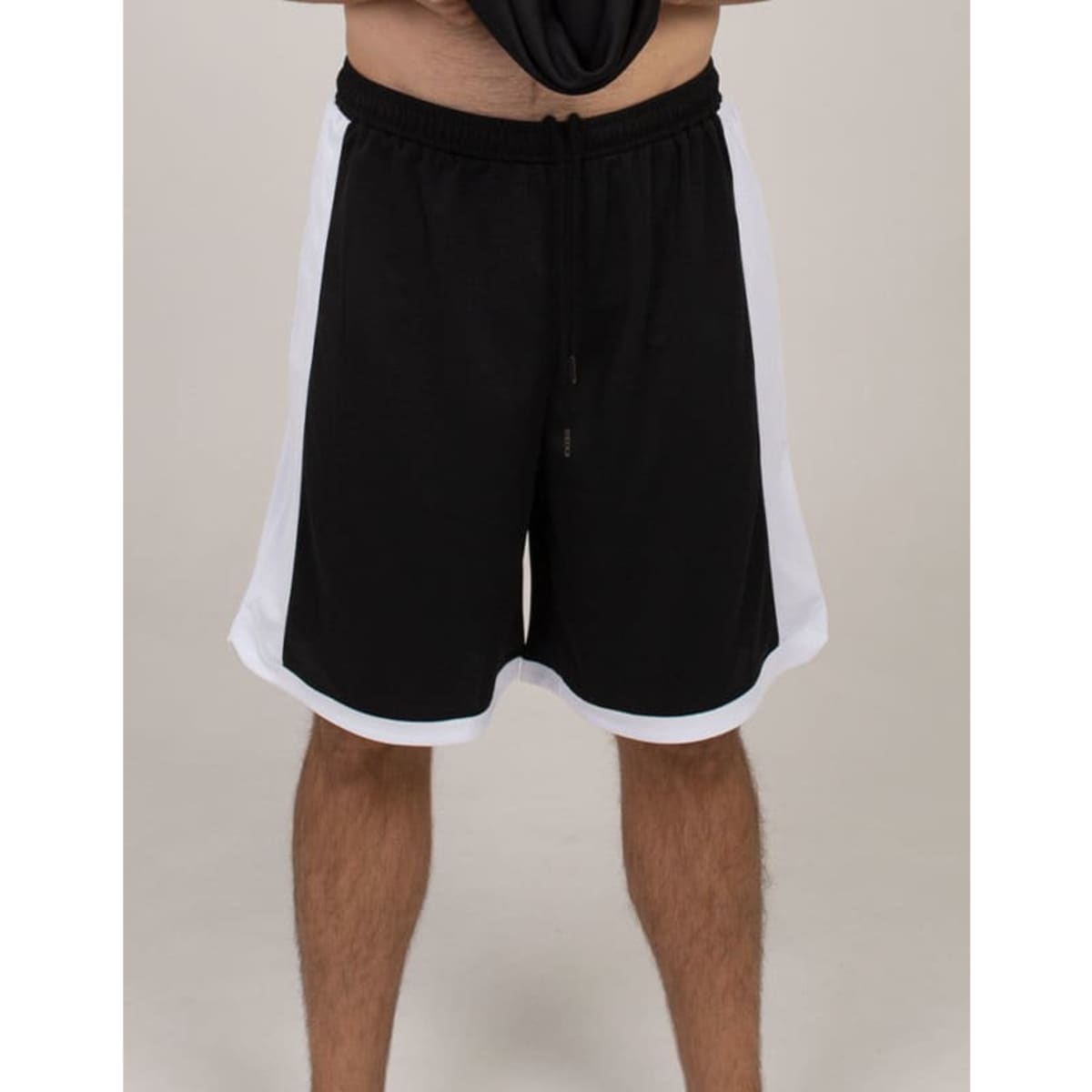 Sports shorts in black with white side panels, featuring an elastic waistband and drawstring. Includes a logo.