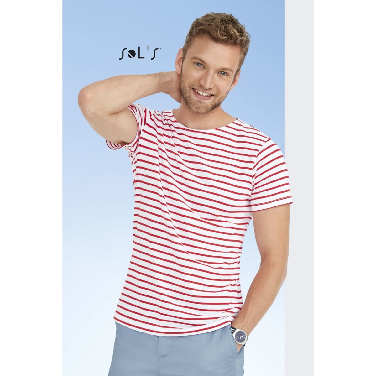 A men's round neck T-shirt in red and white stripes, made of combed cotton, featuring a logo.
