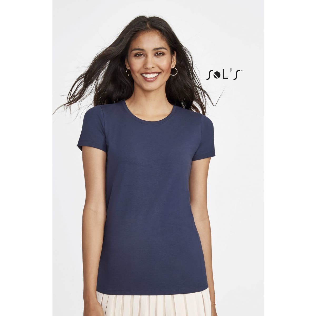 A women's round neck T-shirt in navy blue made of 95% semi combed ring spun cotton and 5% elastane, featuring a logo.