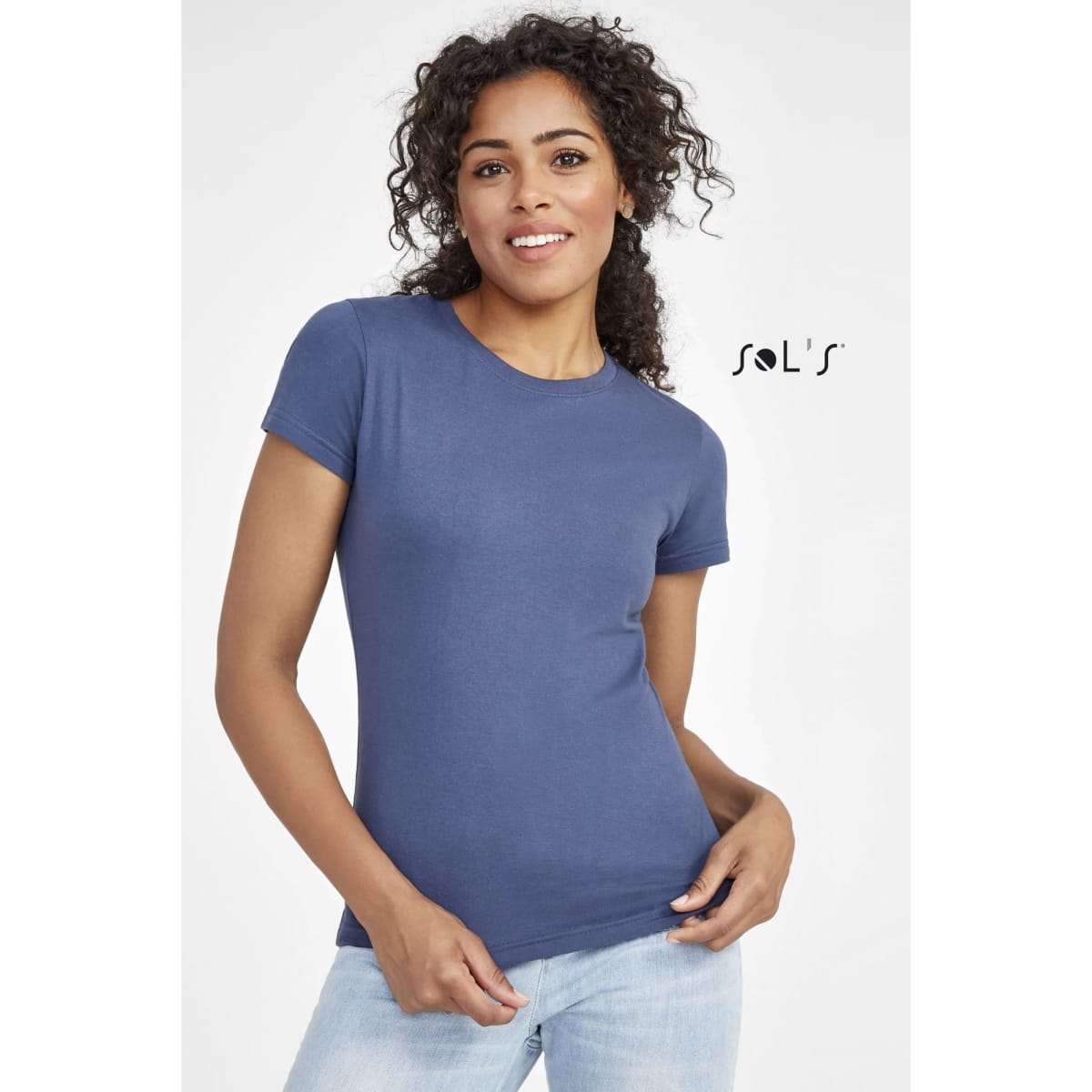 A fitted women's round neck T-shirt in navy blue, featuring a logo on the side.