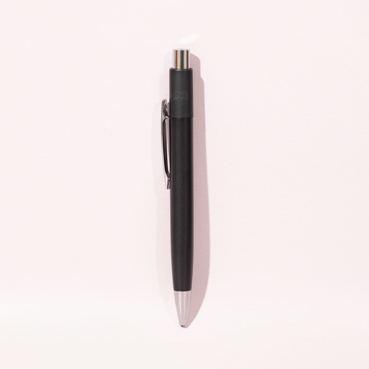 p603_black3-scaled