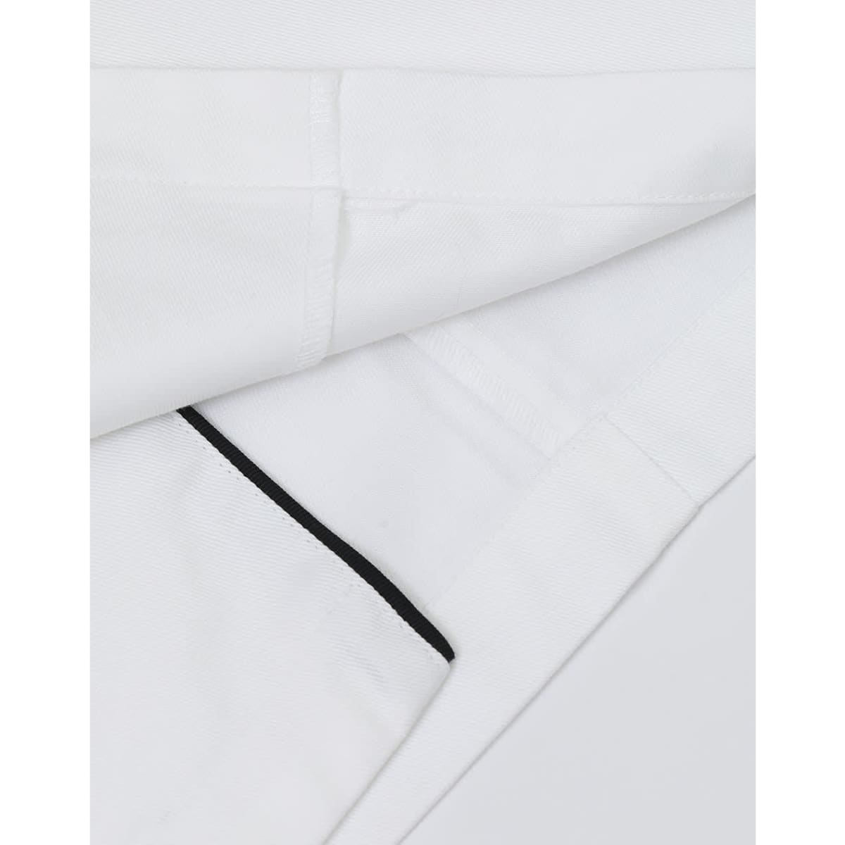 cj05_whiteblack_hem