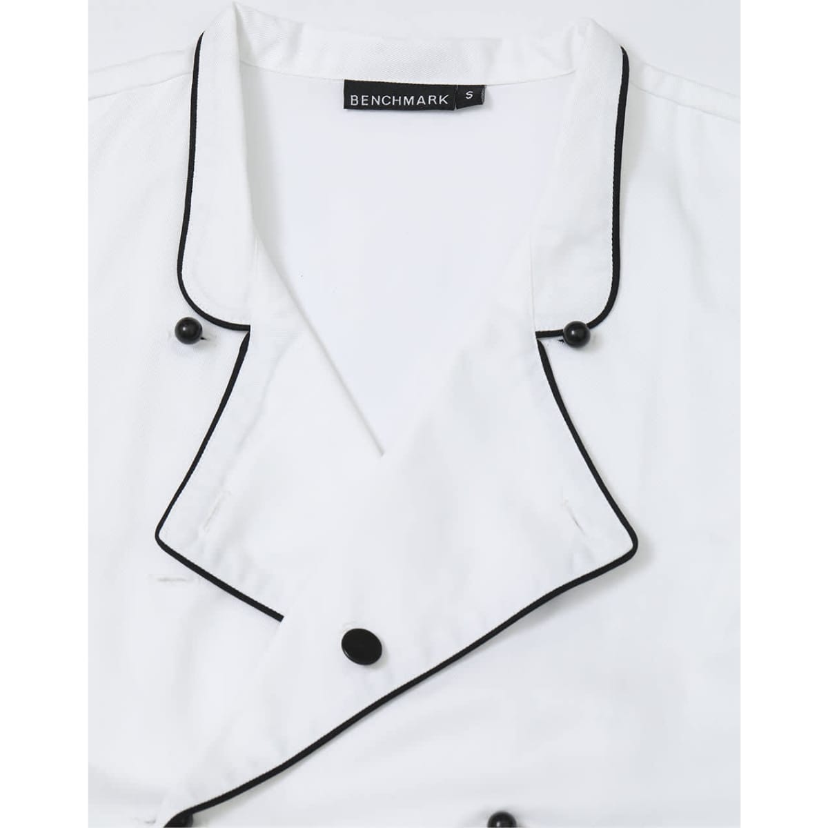 cj05_whiteblack_label