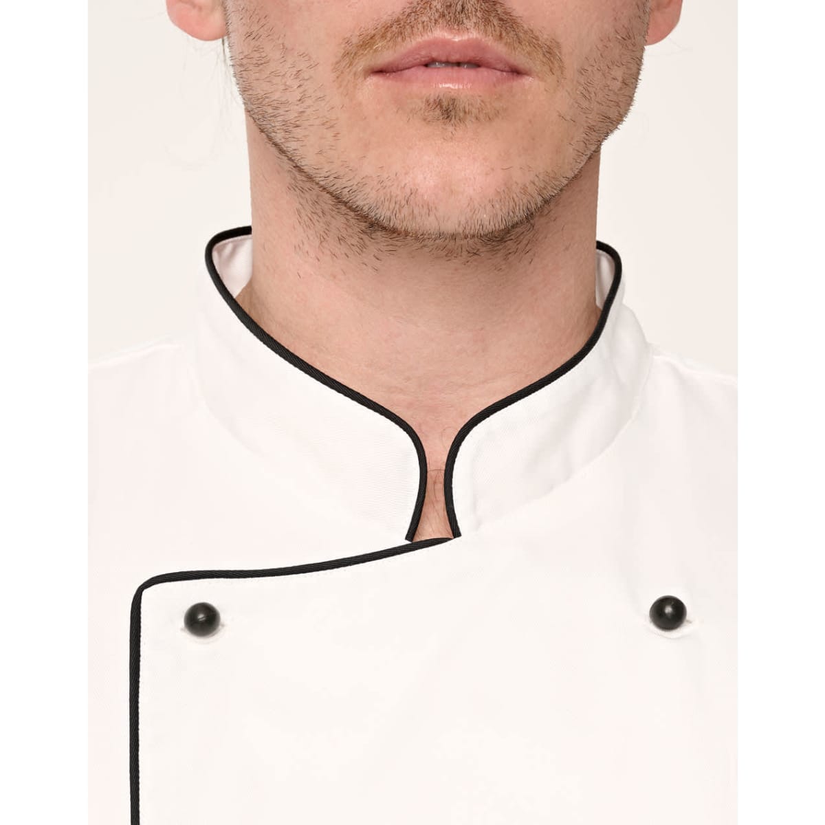 cj05_whiteblack_neck