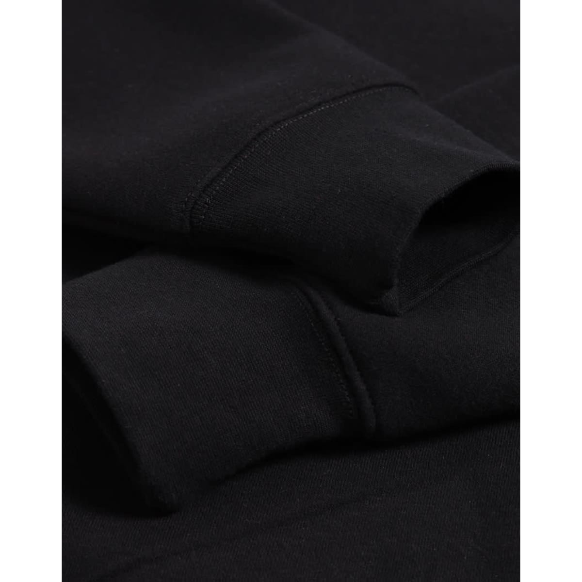 fl02_black_cuffs