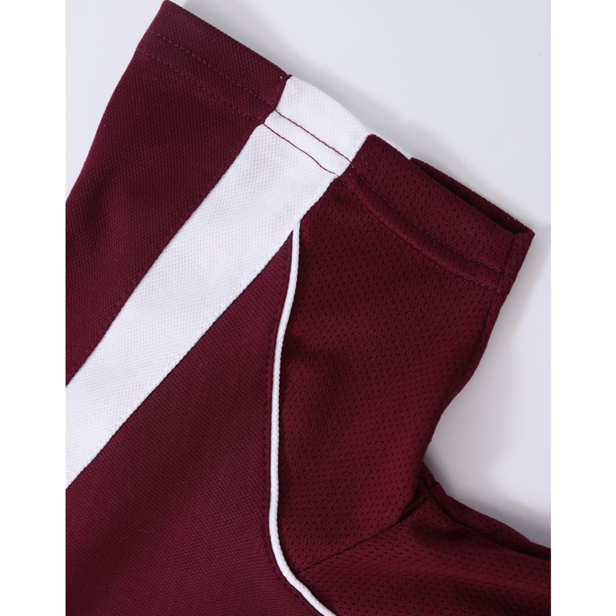 ps54_maroonwhite_sleeve