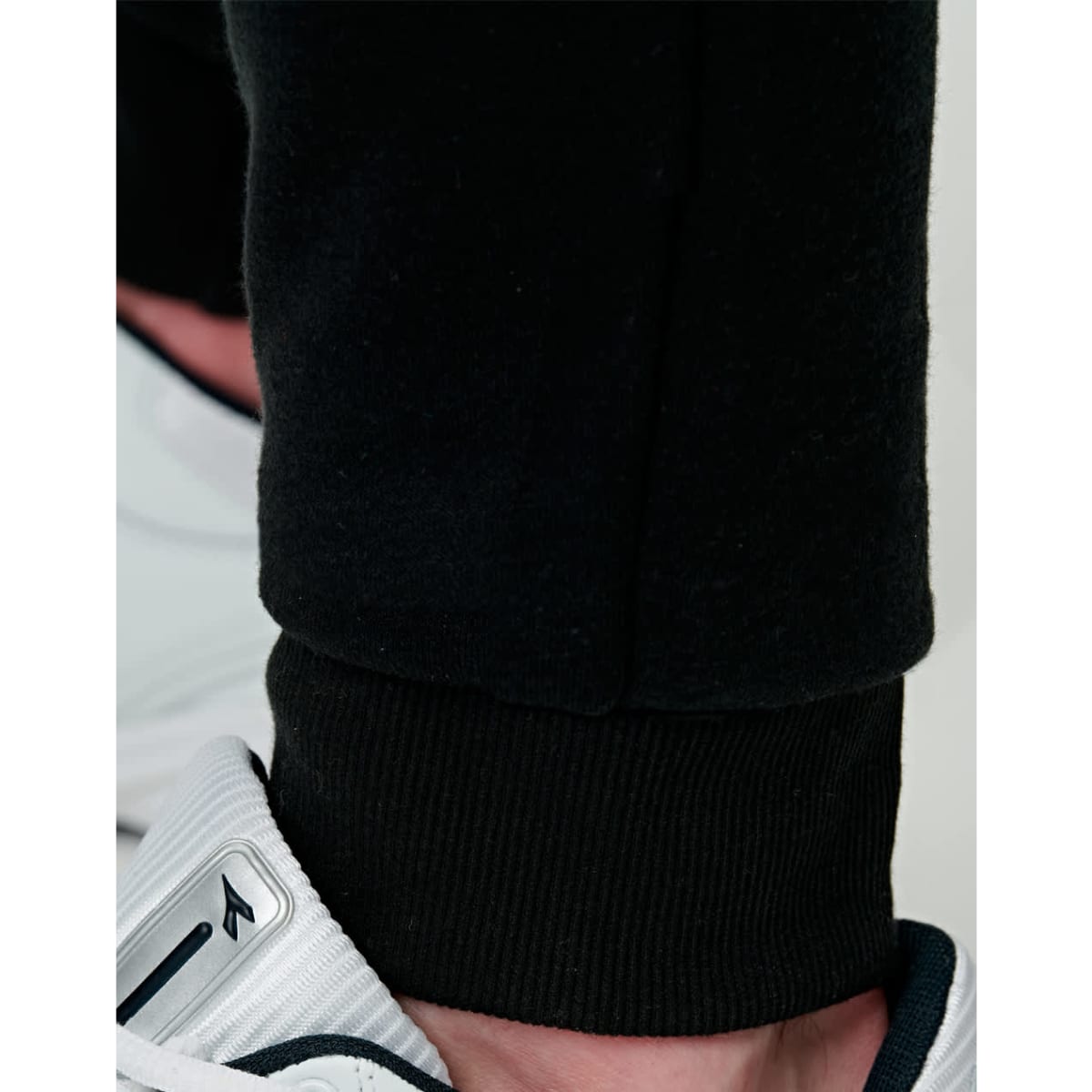 tp25_bottomcuff