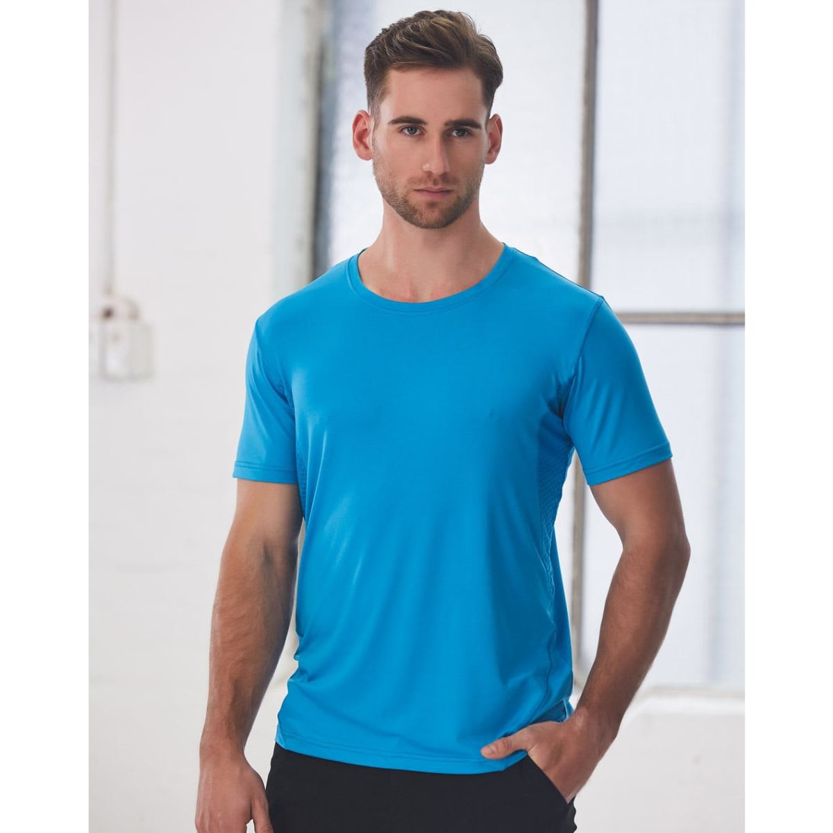 A blue men's Cooldry stretch tee with short sleeves, featuring a subtle logo on the chest.