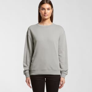 A light grey crew jumper with long sleeves, featuring a relaxed fit and a branded logo.