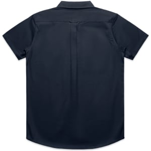 A short-sleeved work shirt in navy blue with a slightly curved hem and a back yoke, featuring a logo.