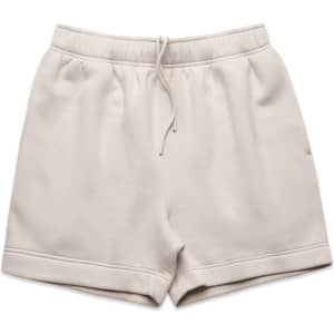 Relax Track Shorts in a light beige colour, featuring an elastic waistband and side pockets. Includes a logo.