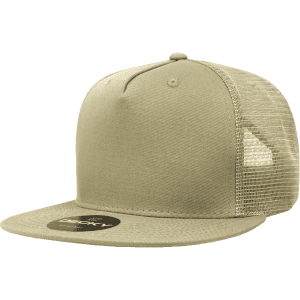 A structured trucker cap in a light khaki colour with a mesh back and a logo.