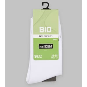 A pair of white organic socks displayed with a branded tag. The packaging indicates a unisex design.
