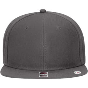A grey snapback cap with a mid-profile design, featuring a flat brim and a branded tag on the side.
