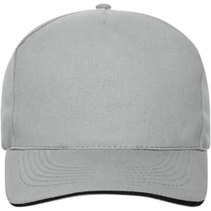A grey 5 panel sandwich cap made of organic cotton, featuring a curved brim and a logo.