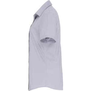 A women's short-sleeve button-up shirt in light grey, featuring a smooth poplin fabric and a fitted design.