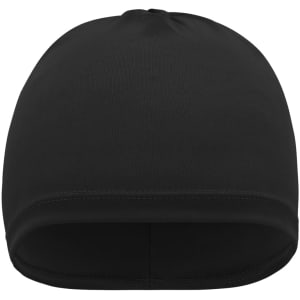 A black running beanie with a smooth finish, featuring a snug fit and a seamless top.