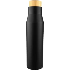 A drink bottle in matte black with a bamboo lid. It features a simple and sleek design.