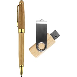 A bamboo pen and a wooden USB drive, featuring a metallic clip. Both items are part of the Boron Gift Set.