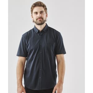 Men's button-up shirt in dark navy blue, featuring a short sleeve design and a chest pocket. Includes a logo.