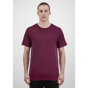 A men’s short sleeve tee in a rich burgundy colour, featuring a classic round neckline and short sleeves.