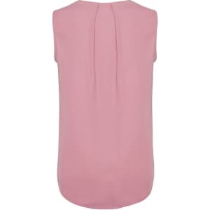 A pink sleeveless blouse featuring pleat details on the back, showcasing a simple and elegant design.