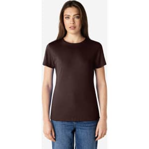 A brown ladies' T-shirt from Gildan Softstyle, featuring a classic crew neckline and short sleeves.