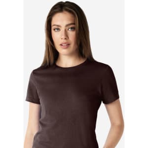 A ladies' t-shirt in dark brown featuring a round neck and short sleeves, with a logo on the front.