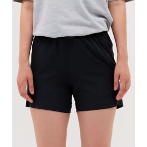 Black running shorts with an elastic waistband, featuring side pockets and a comfortable fit.