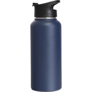 A drink bottle in navy blue featuring a stainless steel double wall and a black lid. It has a logo on the surface.