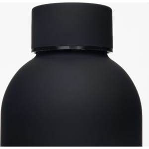 A drink bottle in matte black with a rounded body and a smooth cap. It features a logo on the surface.