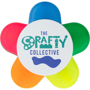 A flower-shaped highlighter set featuring five colours: pink, green, yellow, orange, and blue, with a central logo.