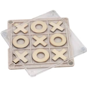A Noughts & Crosses coaster featuring a grid with wooden 'X' and 'O' pieces in a clear casing.