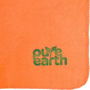 An orange fleece blanket featuring a logo in green. Suitable for leisure and outdoor use.
