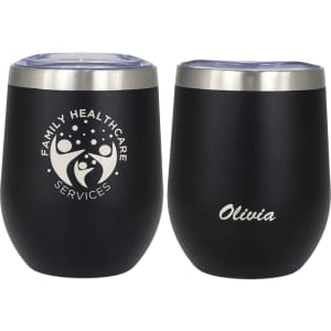 A drink bottle in matte black with a silver rim and a logo, featuring a personalised engraving on one side.