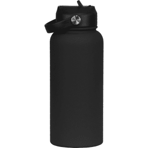 A drink bottle with a rubber-coated black finish, featuring a cap and a handle. It has a logo on the side.