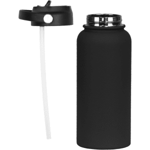 A drink bottle in matte black with a rubber coating, featuring a removable lid and straw. Includes a logo.