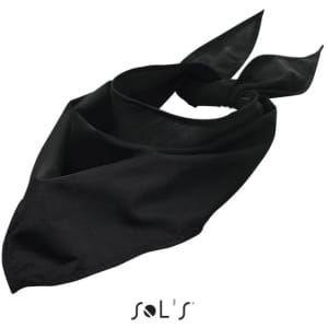 A black triangular bandana measuring 62 x 62 x 87.5 cm, featuring a logo.