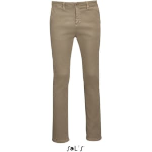 Men's chino trousers in a light beige colour with a straight fit and a logo at the bottom.