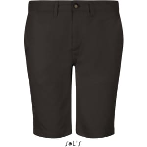 Men's chino shorts in dark brown, featuring a logo, with a classic cut and button closure.