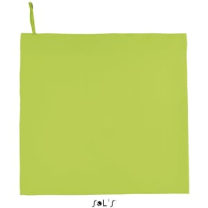A bright green gym towel, measuring 100cm x 150cm, featuring a loop for hanging and a logo at the bottom.