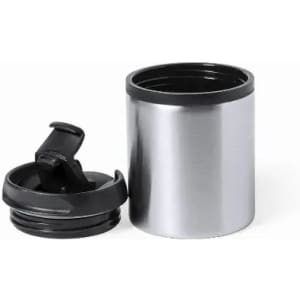 A drink bottle in silver metal with a black plastic lid, featuring a removable cover.