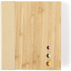 A wooden notebook with a natural finish and three coloured dots on the front, accompanied by a kraft paper band.