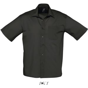 A short sleeve poplin men's shirt in dark charcoal with a chest pocket and logo on the collar.