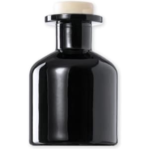 A drink bottle in a sleek black finish with a cream-coloured cap and a round neck. The bottle has a logo.