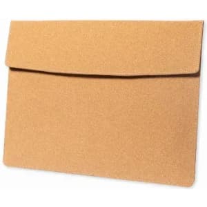 A cork envelope folder in a natural tan colour, featuring a flap closure and a smooth finish.