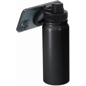 A drink bottle in matte black, featuring a screw-top lid and a logo, positioned next to a smartphone.
